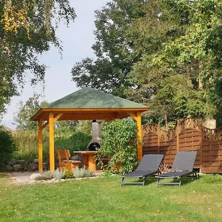 Unterm Reetdach M Terras O Balk U Sauna * Middelhagen
