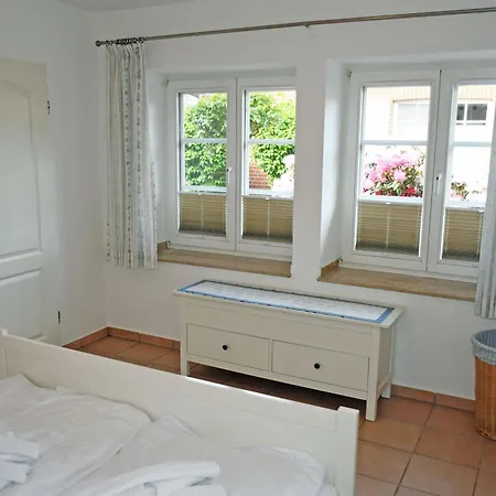 Unterm Reetdach M Terras O Balk U Sauna Appartamento